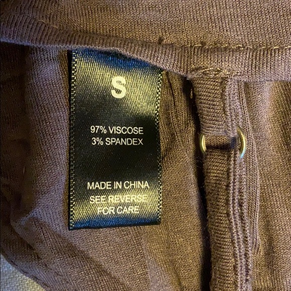 BKE Red Size Small women’s tank top - Picture 3 of 4